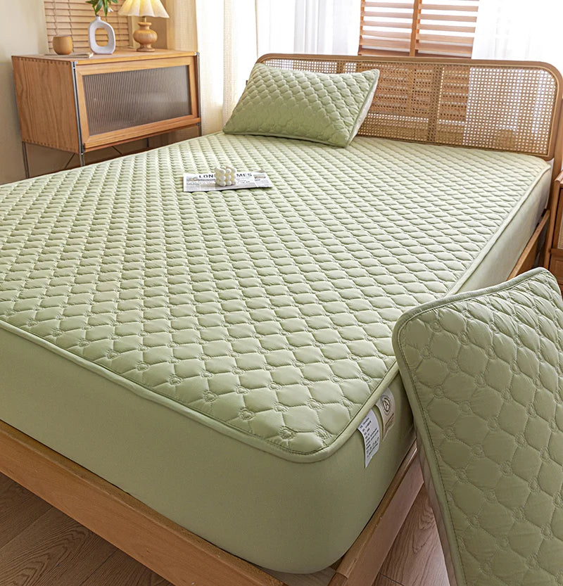 SleepGuard Luxe - Housse de Matelas Ultra-Confort & 100% Imperméable