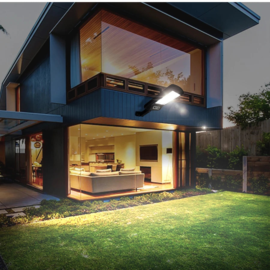 LumiSolar Cobra™ - Lampe LED Solaire Intelligente