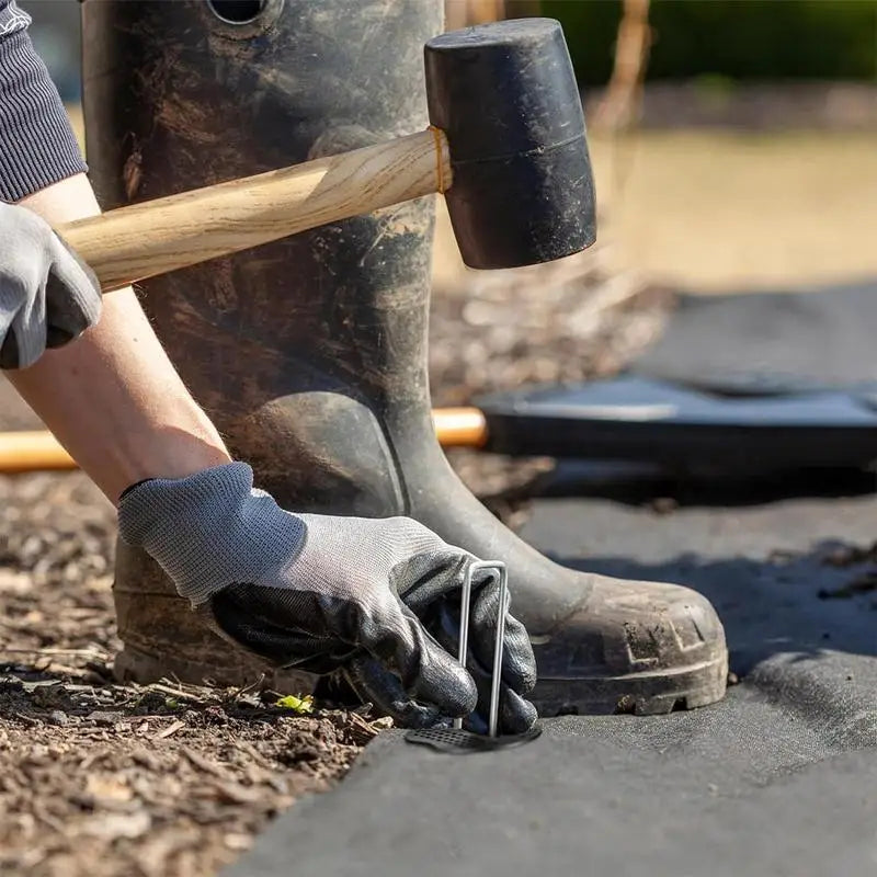 GroundFix™ – Kit Pro de Crochets et Piquets d’Ancrage Ultra-Durables