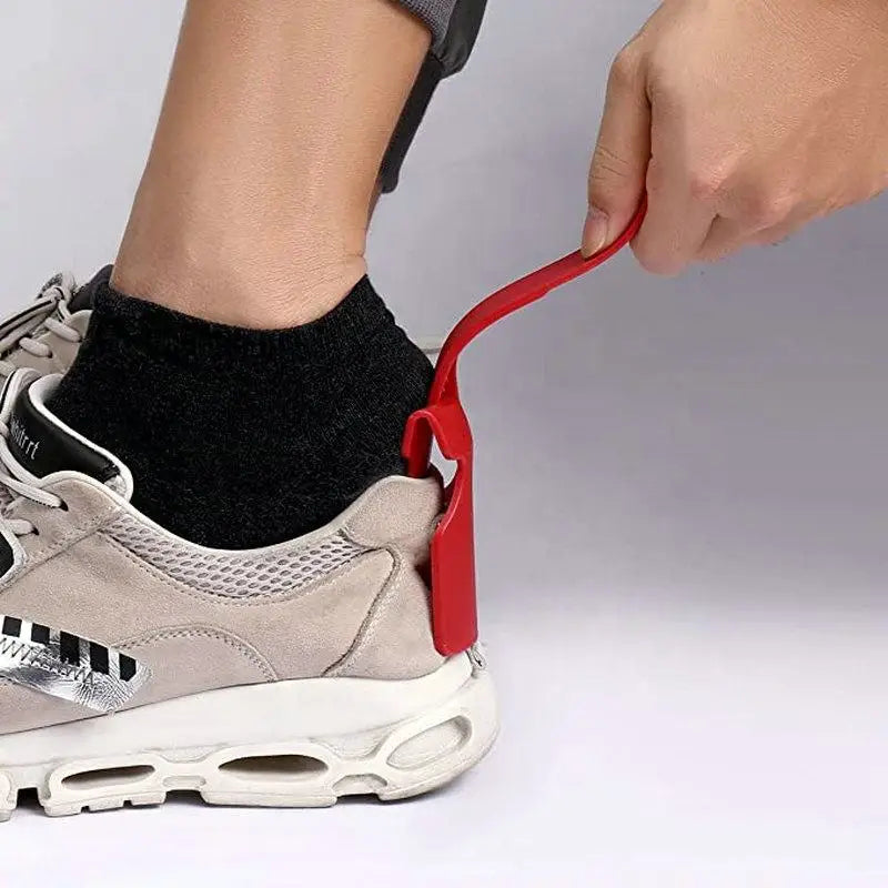 ShoeHelper - L'outil ultime pour enfiler vos chaussures sans effort