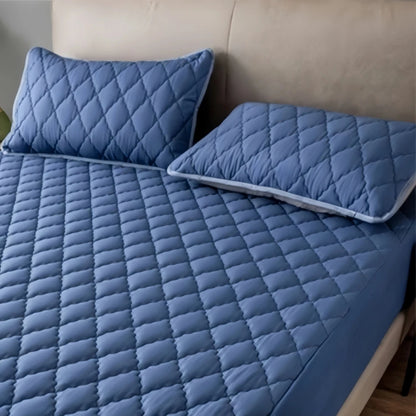 SleepGuard Luxe - Housse de Matelas Ultra-Confort & 100% Imperméable