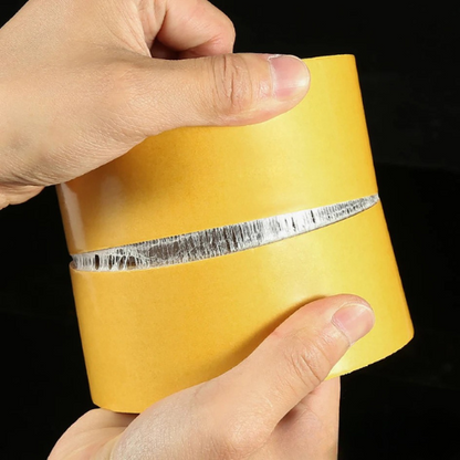 StickMax™ – Ruban Adhésif Double Face Ultra-Résistant en Maille de Tissu (10 m)