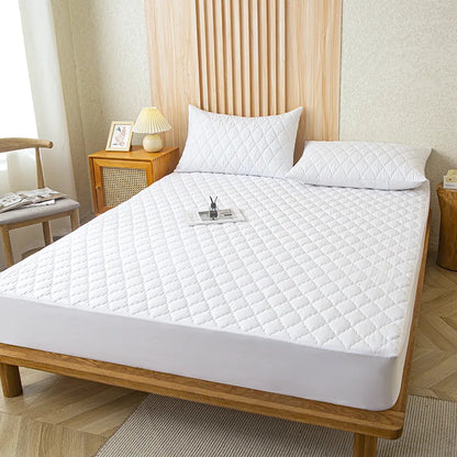 SleepGuard Luxe - Housse de Matelas Ultra-Confort & 100% Imperméable
